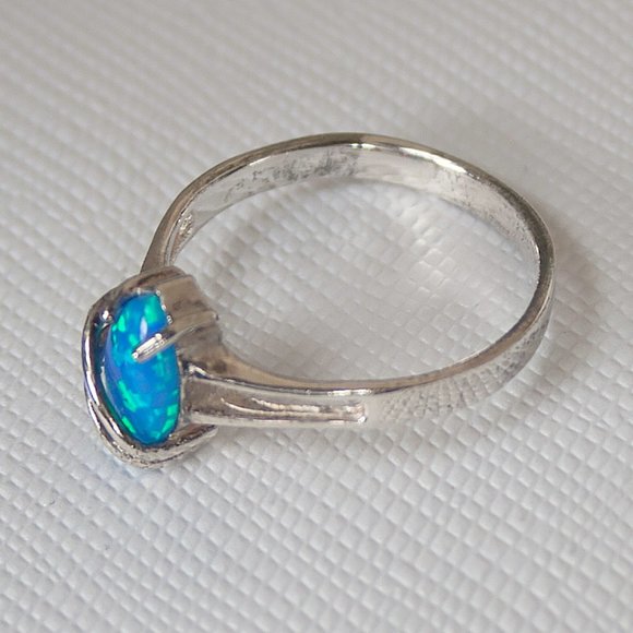 Vintage Blue Opal 925 Sterling Silver Ring Size 6.5, Stamped 925, Everyday Ring - Picture 1 of 5